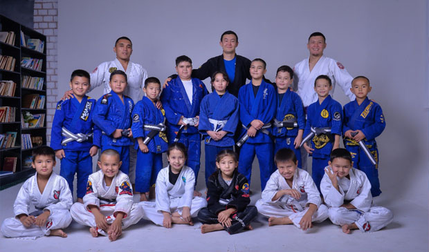 Академия Бразильского Джиу-джитсу Advance-Advance-jiu-jitsu-4-620-365.jpg