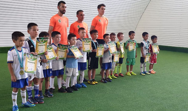 Голландский футбольный центр Baby Football-babyfootball-3-620-365.jpg